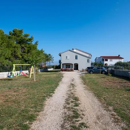 Apartment 15944a