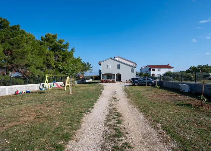 Apartment 15944a