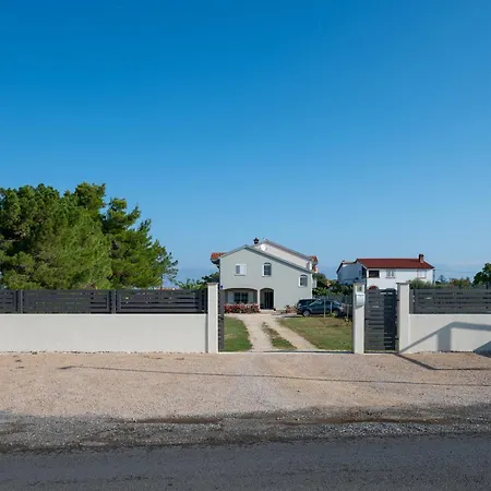 Apartman 15944a Vrsi